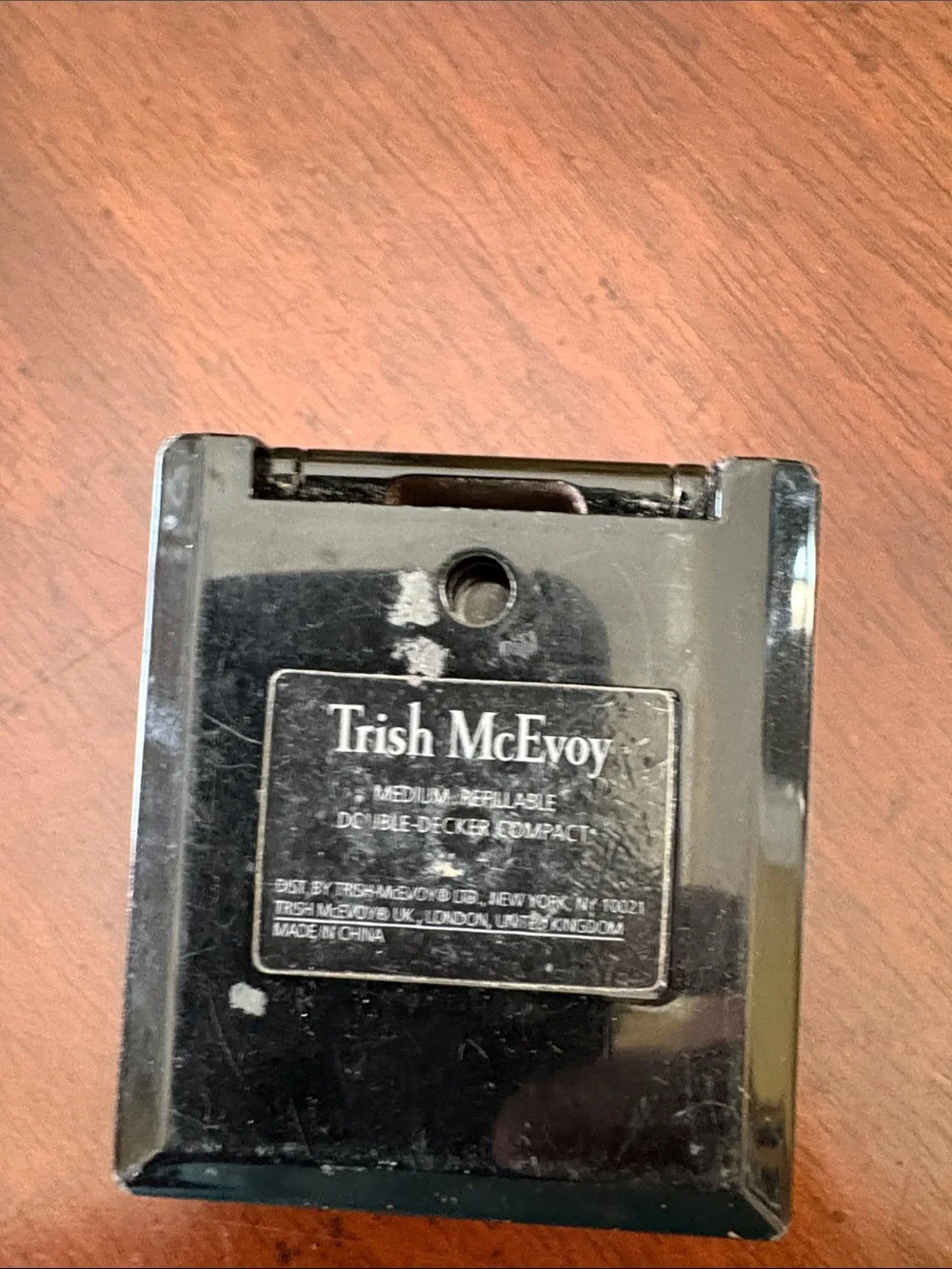 TRISH MCEVOY Medium Refillable Double-Decker Compact